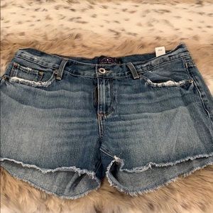 Lucky brand cut off jean shorts